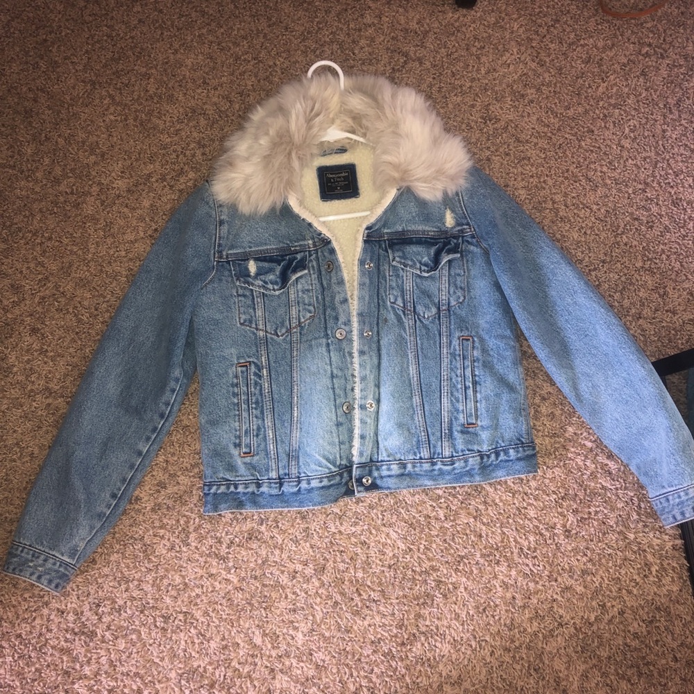 Abercrombie and Fitch Jean fur lined jean jacket